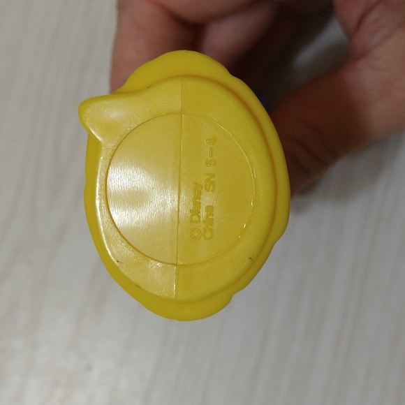 Vintage Snow White Disney Character Small Princess Plastic Action Figure - Picture 3 of 3